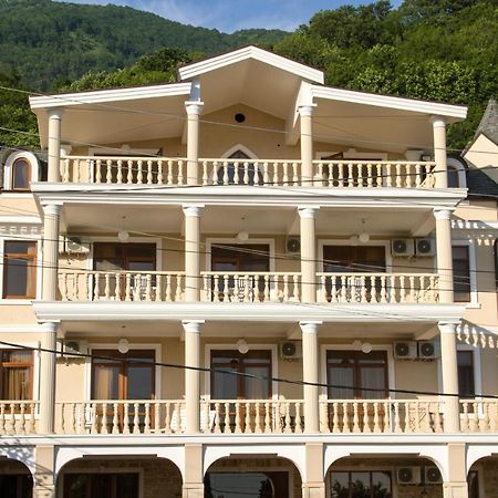 Hotel San Arda Gagra Exterior photo